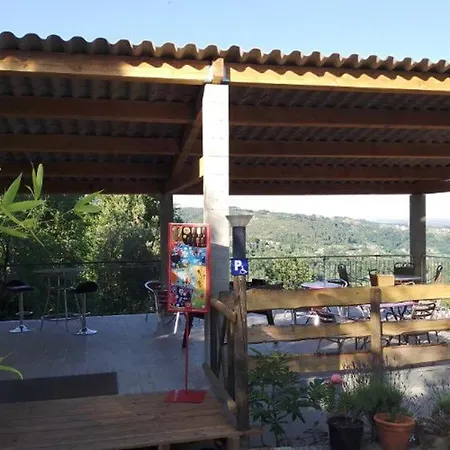 Avec Terrasse Pour 4 Personnes A - Api-1-52-576
